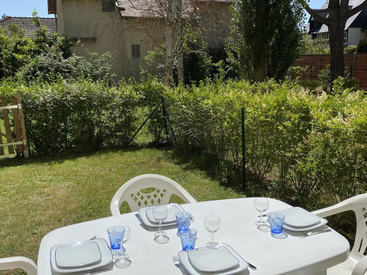 Cabourg : Studio Rez-De-Jardin Proche Plage, Animaux Acceptes, Tv, Wi-Fi Optionnel - Fr-1-487-331 Διαμέρισμα Εξωτερικό φωτογραφία